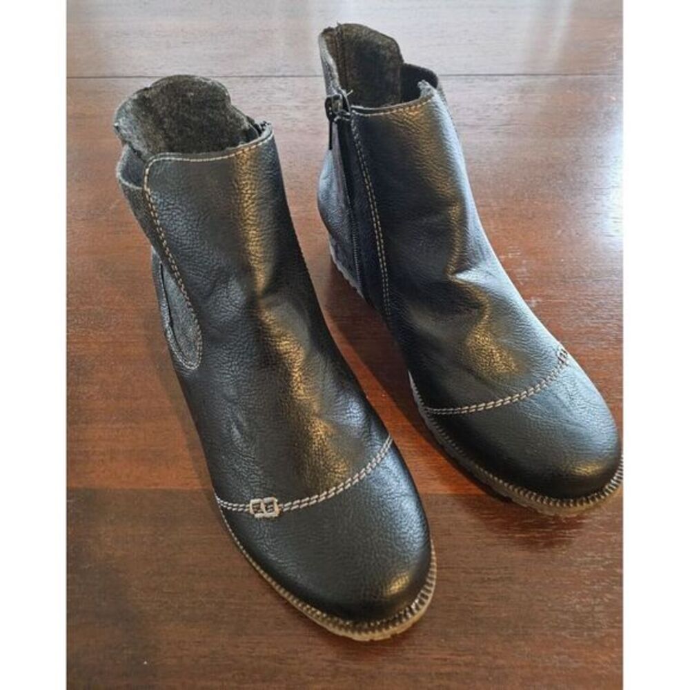 Rieker Black Slip-On Shoes for Women Comfortable Size 41 USA 9 1/2‎